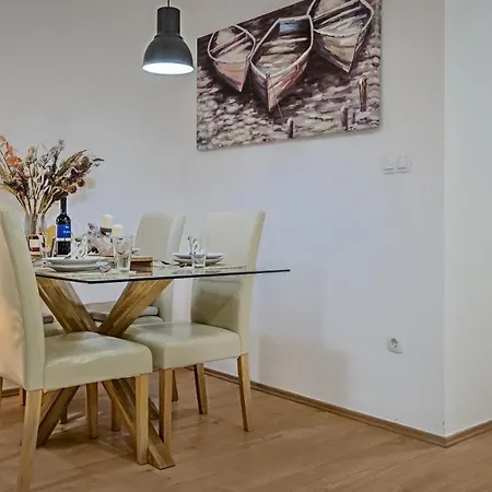 Brand New Apartment In City Center, Big Terrace Zagreb Exterior photo