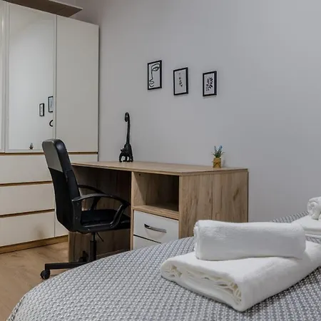 Brand New Apartment In City Center, Big Terrace Zagreb Exterior photo